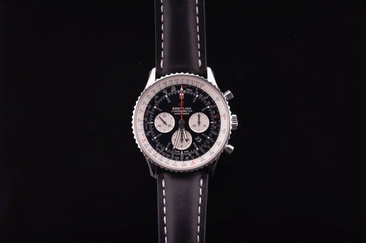 Breitling Navitimer 46, Schwarz, Garantie 05/2028, AB0127