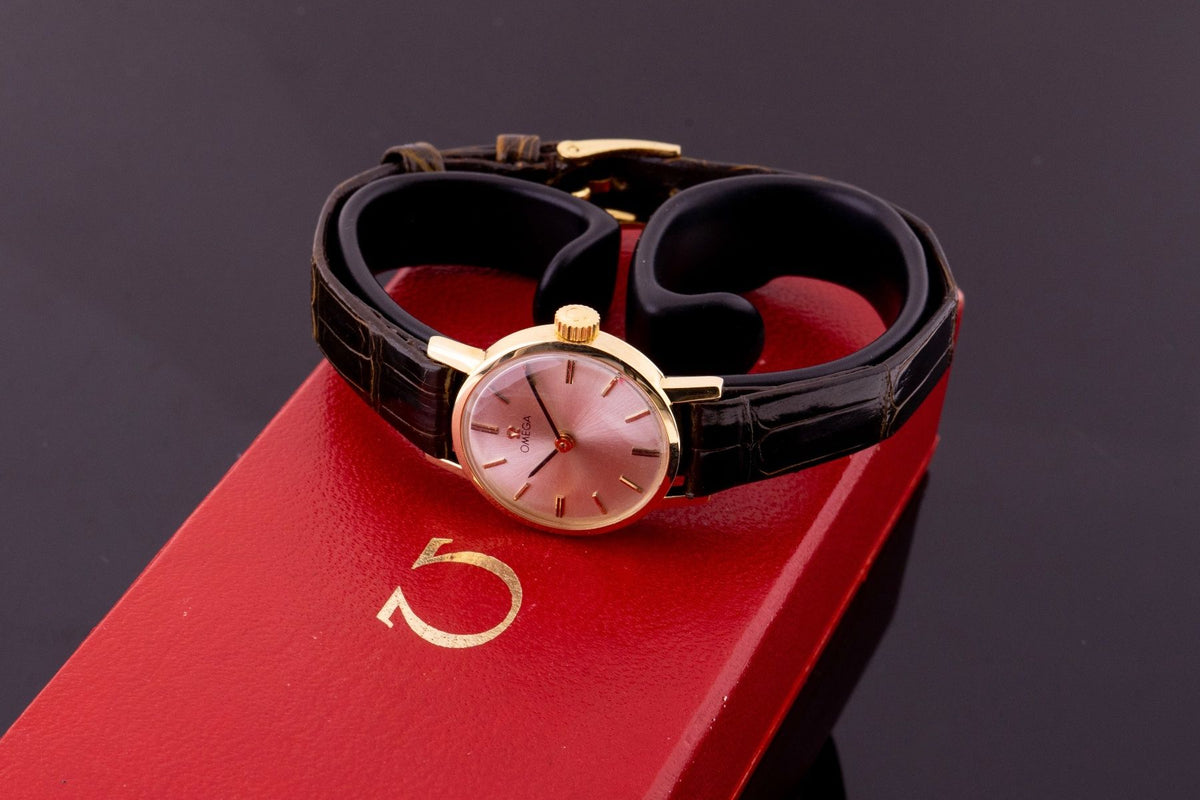 Omega Damenarmbanduhr Gelbgold Handaufzug