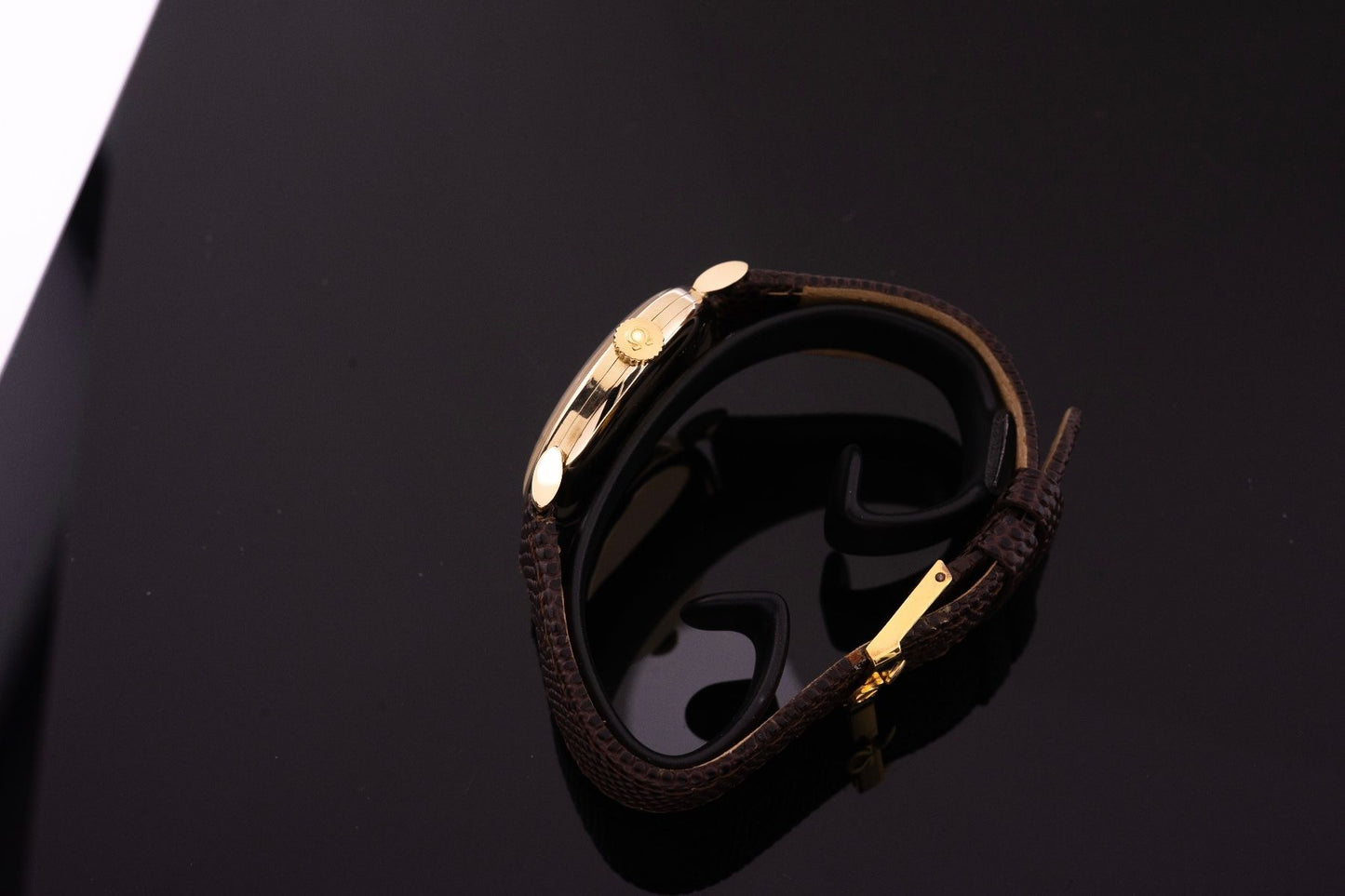 Omega Ref. 2369 Gelbgold Handaufzug, Cal. 30 T2 PC