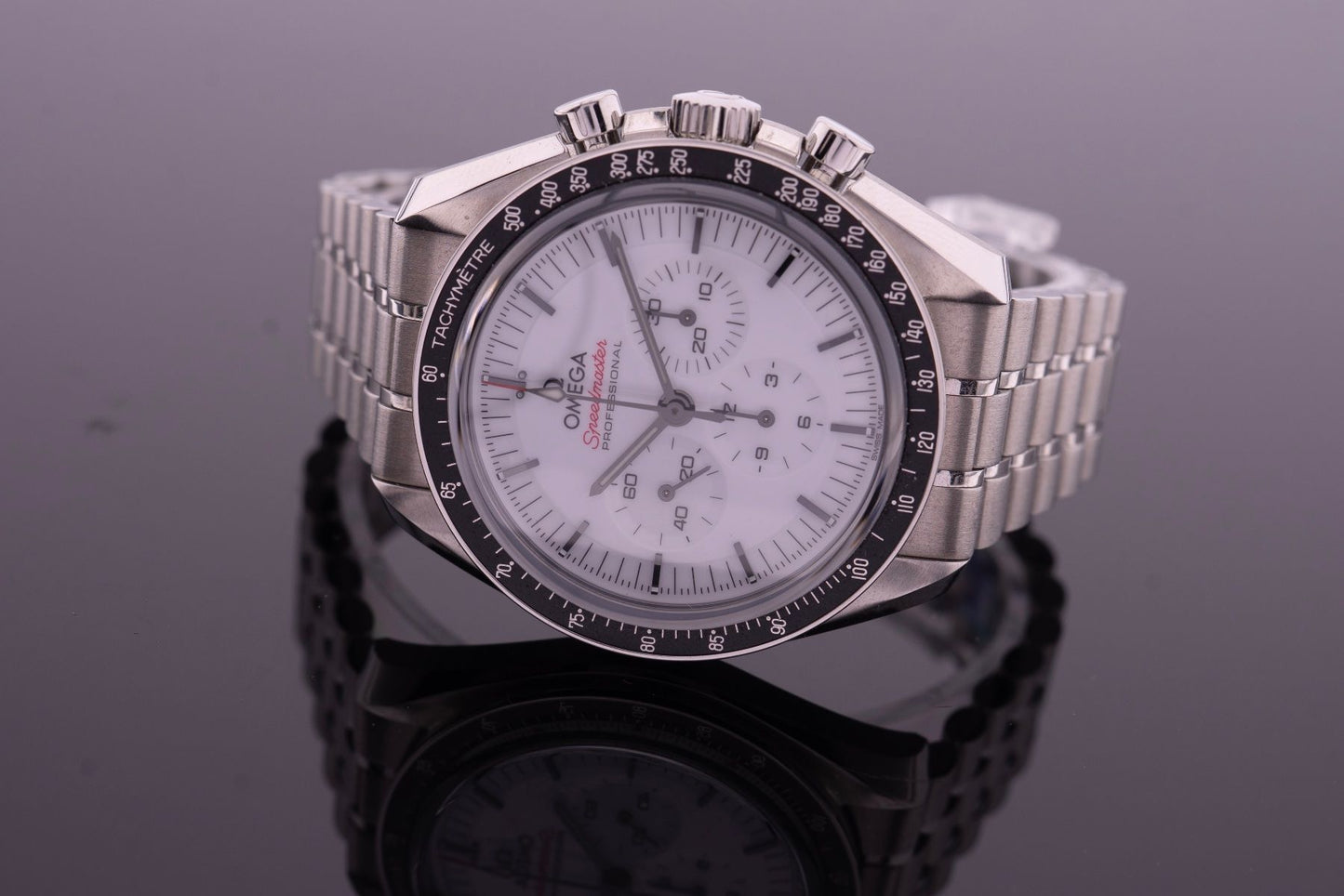 Omega Speedmaster Moonwatch Professional White 2025