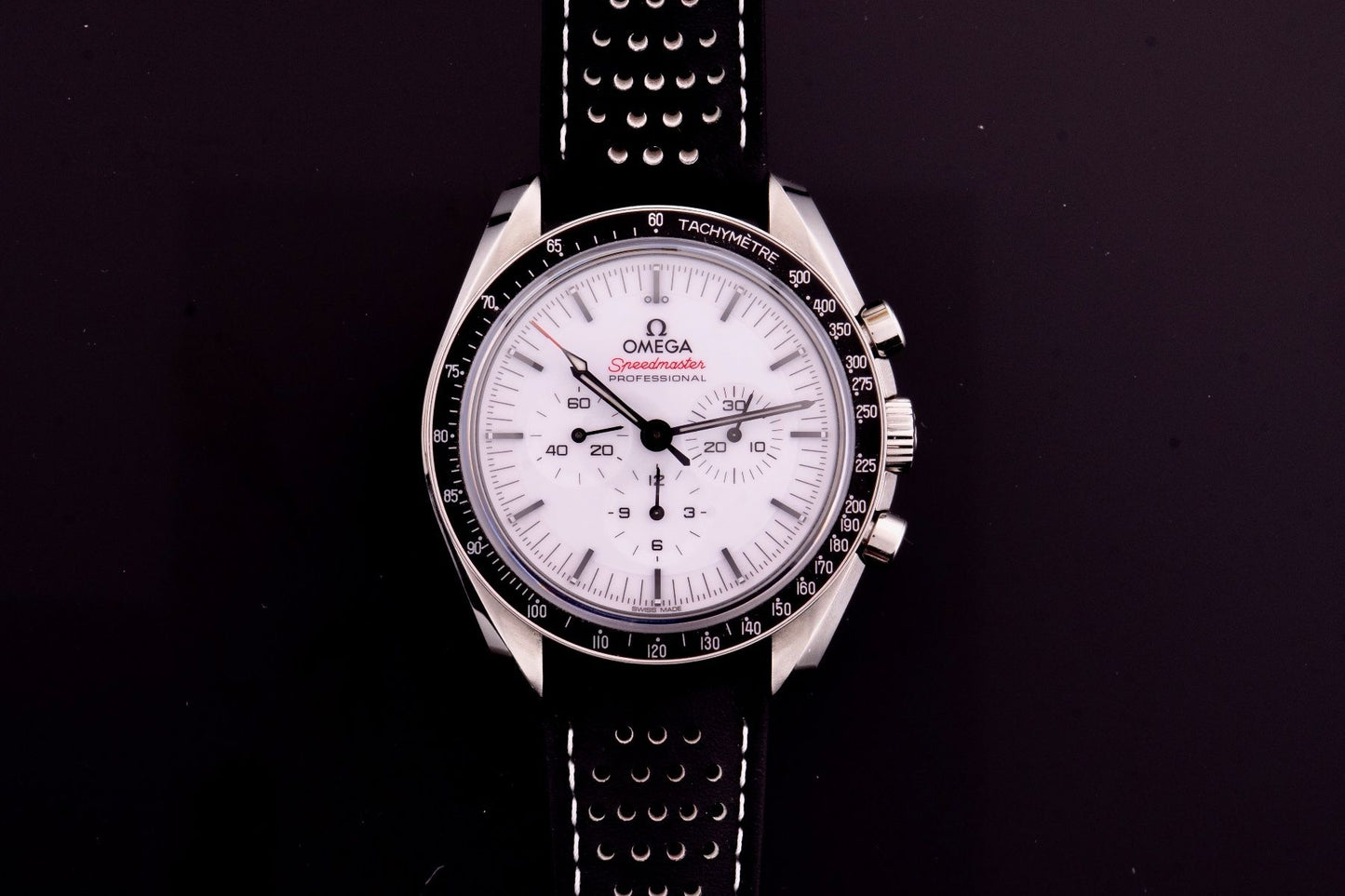 Omega Speedmaster Moonwatch Professional White 2025